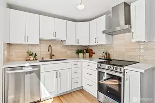 3243 22nd Ave W, Seattle, WA 98199 - Photo 10