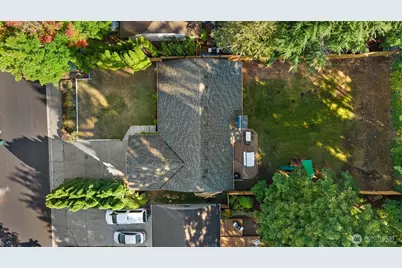 22701 12th Place W, Bothell, WA 98021 - Photo 30