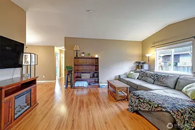 4017 165th Place NE #B, Arlington, WA 98223 - Photo 4