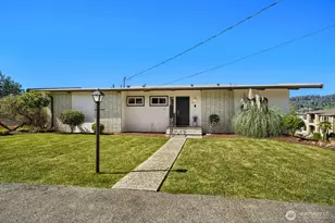 3627 Wells Ave N, Renton, WA 98056 - Photo 2