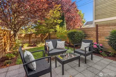 3627 Gilman Avenue W, Seattle, WA 98199 - Photo 22