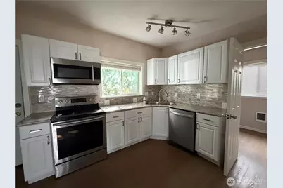 8153 Harborview Road, Blaine, WA 98230 - Photo 10