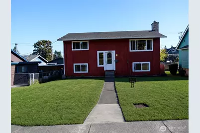 1209 E 5th Street, Port Angeles, WA 98362 - Photo 2