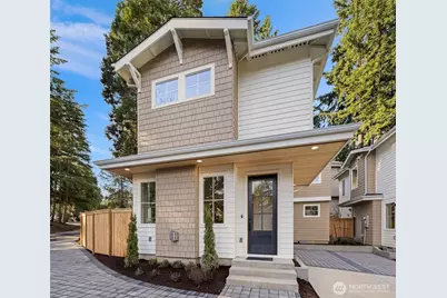 11810 NE 103rd Place, Kirkland, WA 98033 - Photo 2