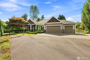 1106 15th Ave SW, Puyallup, WA 98371 - Photo 2