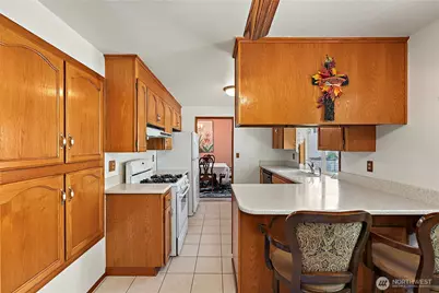 10210 63rd Avenue Ct E, Puyallup, WA 98373 - Photo 12