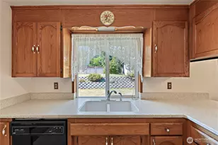 10210 63rd Ave Ct E, Puyallup, WA 98373 - Photo 10