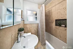 6241 28th Ave NE, Seattle, WA 98115 - Photo 16