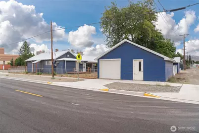 2 S Elm Street, Omak, WA 98841 - Photo 2