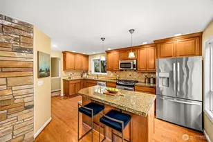 231 105th Ave SE, Bellevue, WA 98004 - Photo 10