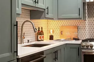 336 N 83rd St, Seattle, WA 98103 - Photo 14