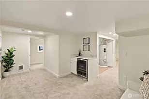 8055 Corliss Ave N, Seattle, WA 98103 - Photo 20
