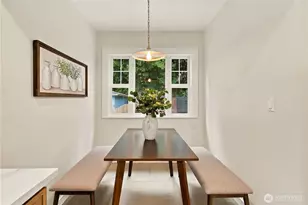 8055 Corliss Ave N, Seattle, WA 98103 - Photo 12