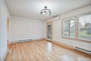 707 Ayers St, Kelso, WA 98626 - Photo 6