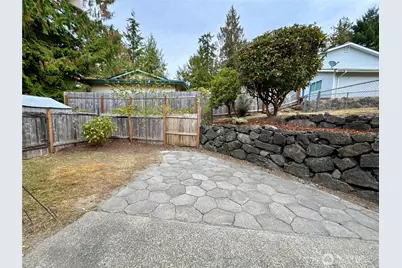 7275 Blackbird Drive NE, Bremerton, WA 98311 - Photo 36