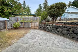 7275 Blackbird Dr NE, Bremerton, WA 98311 - Photo 36