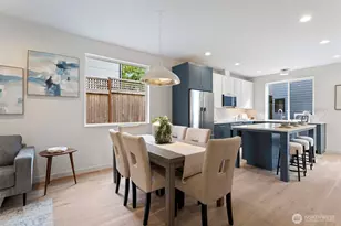 8039 Wallingford Ave N, Seattle, WA 98103 - Photo 10