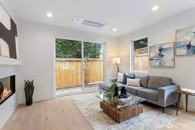 8039 Wallingford Avenue N #C, Seattle, WA 98103 - Photo 12