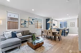 8039 Wallingford Ave N, Seattle, WA 98103 - Photo 14