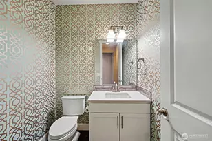 11402 175th St E, Puyallup, WA 98374 - Photo 14