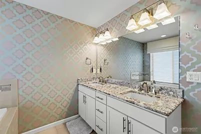 11402 175th Street E, Puyallup, WA 98374 - Photo 22