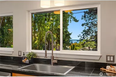 5245 45th Avenue SW, Seattle, WA 98136 - Photo 16
