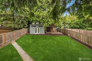 2534 NE 94th St, Seattle, WA 98115 - Photo 26