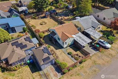 11752 20th Avenue NE, Seattle, WA 98125 - Photo 24