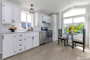 210 37th Street SE, Auburn, WA 98002 - Photo 10