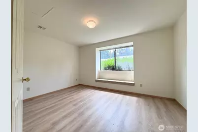 1319 -1325 Contra Costa Avenue, Fircrest, WA 98466 - Photo 12