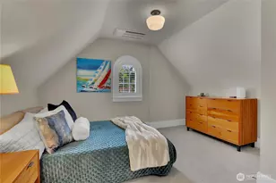 1612 5th Ave N, Seattle, WA 98109 - Photo 18