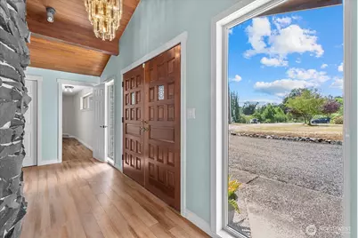 3209 102nd Avenue NE, Lake Stevens, WA 98258 - Photo 4