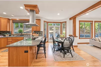 18520 26th Avenue NE, Lake Forest Park, WA 98155 - Photo 10