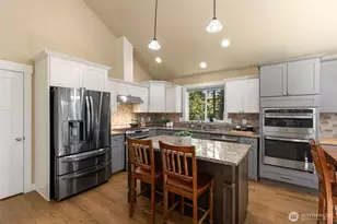7981 SE Mossy Pond Ct, Olalla, WA 98359 - Photo 16