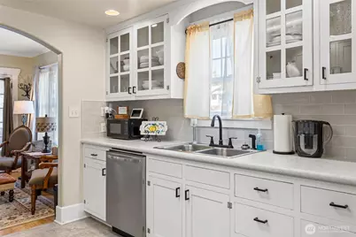 401 S 17th Avenue, Yakima, WA 98902 - Photo 16