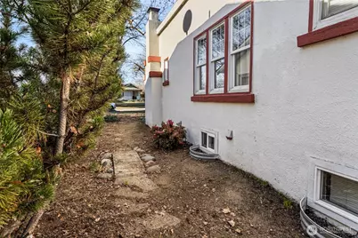 401 S 17th Avenue, Yakima, WA 98902 - Photo 30
