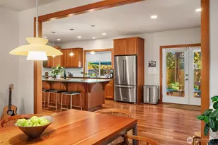 1458 NW 95th St, Seattle, WA 98117 - Photo 8