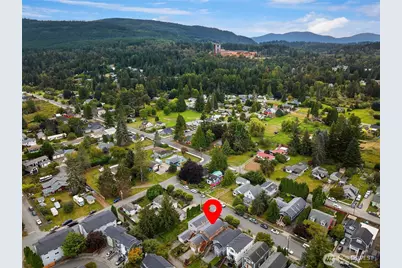 8336 Silva Avenue SE, Snoqualmie, WA 98065 - Photo 32