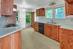1107 Lake Washington Blvd S, Seattle, WA 98144 - Photo 14