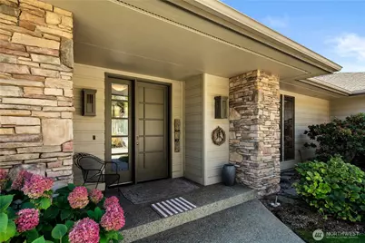 3804 W Eaglerock Drive, Wenatchee, WA 98801 - Photo 2