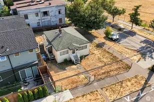 1403 E Alder St, Seattle, WA 98122 - Photo 6