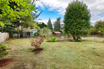 9219 5th Avenue NE, Seattle, WA 98115 - Photo 22
