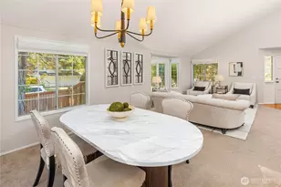 24201 38th Pl SE, Sammamish, WA 98029 - Photo 10