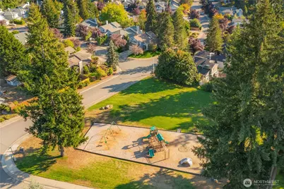 24201 38th Place SE, Sammamish, WA 98029 - Photo 30