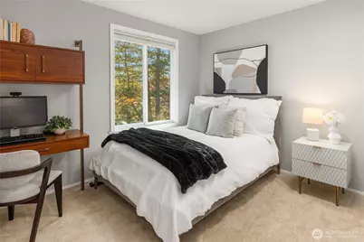 24201 38th Place SE, Sammamish, WA 98029 - Photo 22