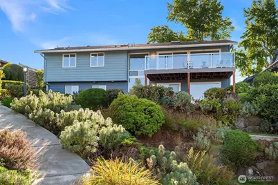 12442 83rd Avenue S, Seattle, WA 98178 - Photo 1