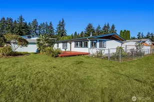 14317 Greenbelt Dr E, Bonney Lake, WA 98391 - Photo 2