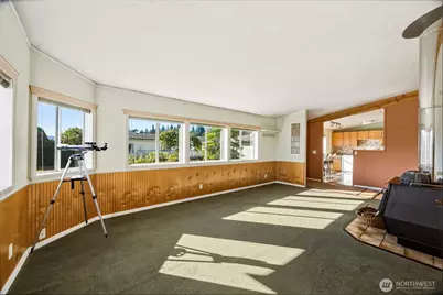 14317 Greenbelt Drive E, Bonney Lake, WA 98391 - Photo 8