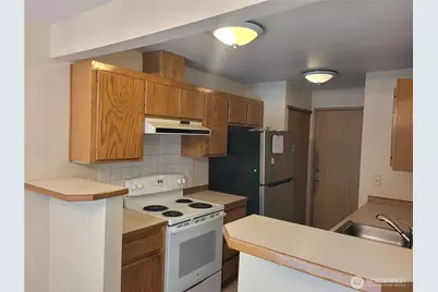 5004 168 Street SW #A, Lynnwood, WA 98037 - Photo 6