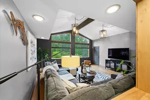 19607 136th Pl SE, Renton, WA 98058 - Photo 12